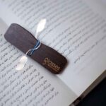 عینک مطالعه نشانک