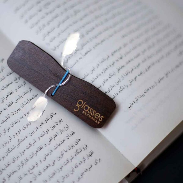 عینک مطالعه نشانک